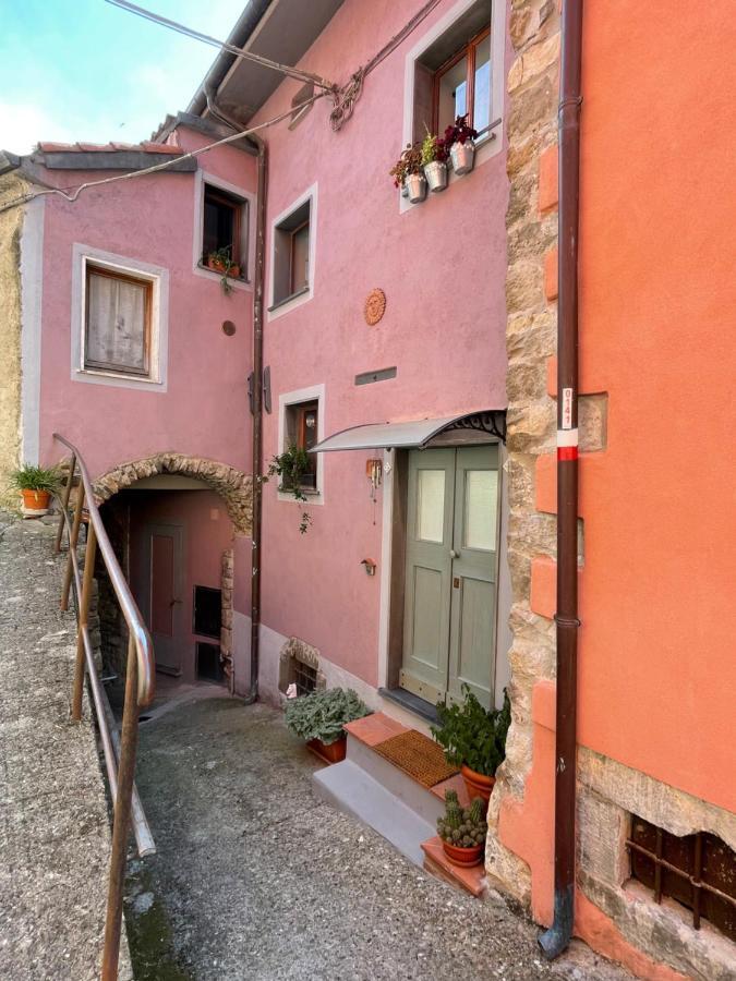 フォズディノーヴォLa Casa Nel Borgoアパートメント エクステリア 写真
